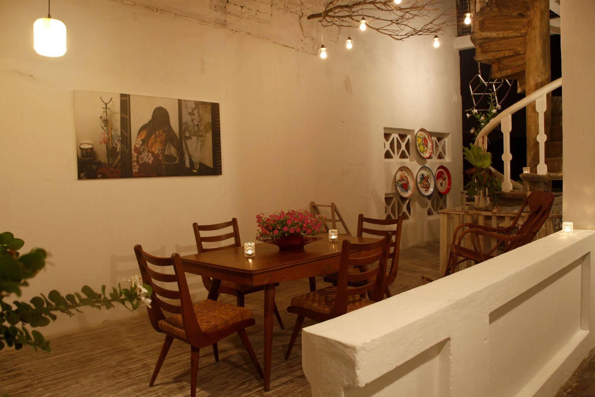 The Loft @ 13 Hibiscus Lägenhet Malacca Exteriör bild