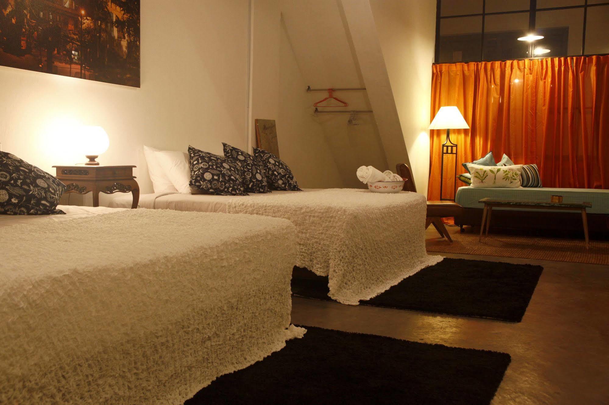 The Loft @ 13 Hibiscus Lägenhet Malacca Exteriör bild